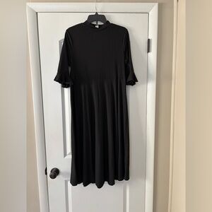 DONATED ITEM - Black Ribbed Ruffle Sleeve Midi Dress
